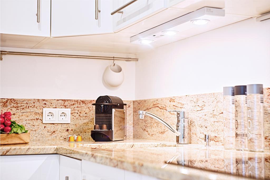Salzburg Place To Stay Экстерьер фото